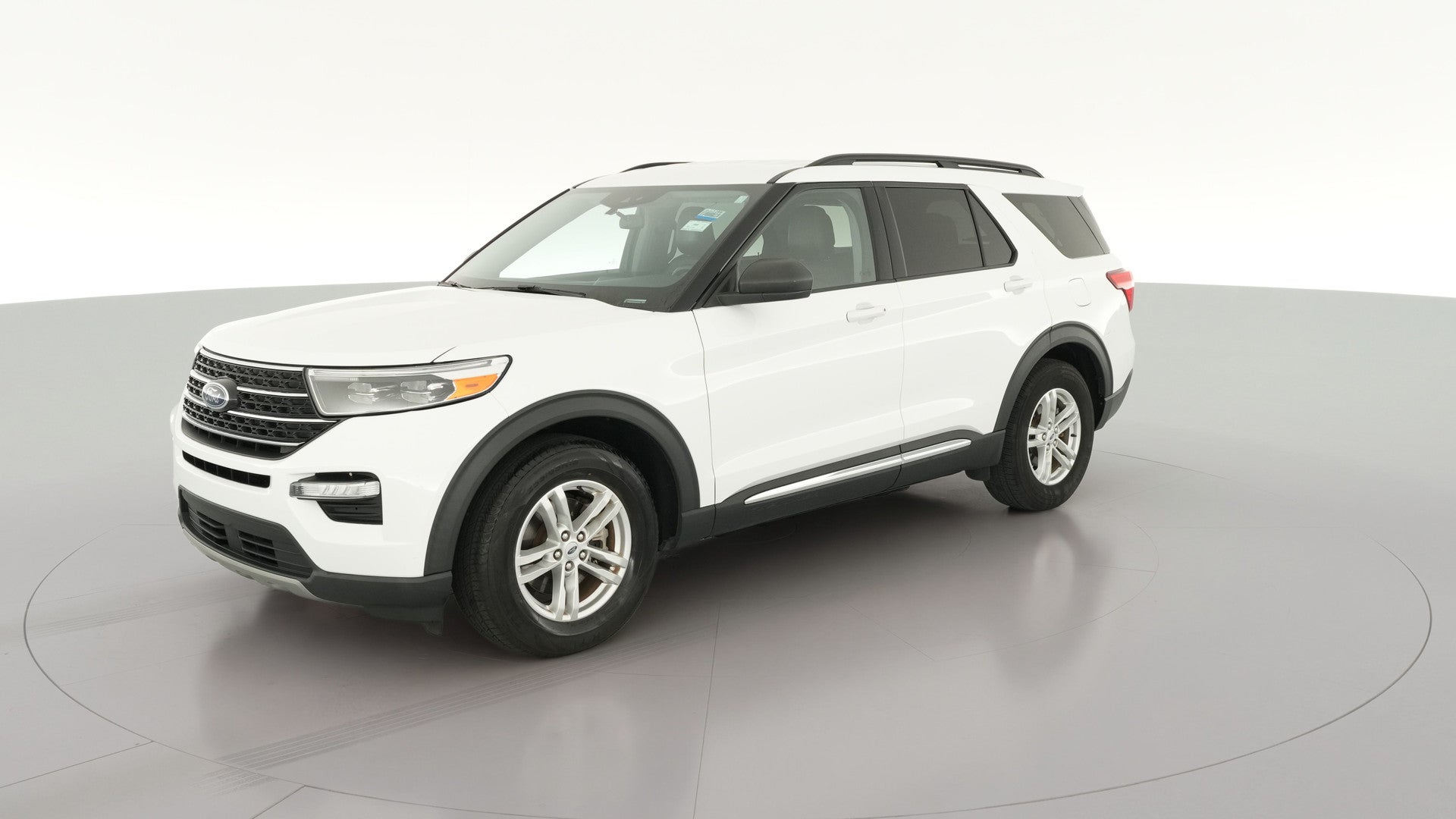 2023 Ford Explorer vehicle photo