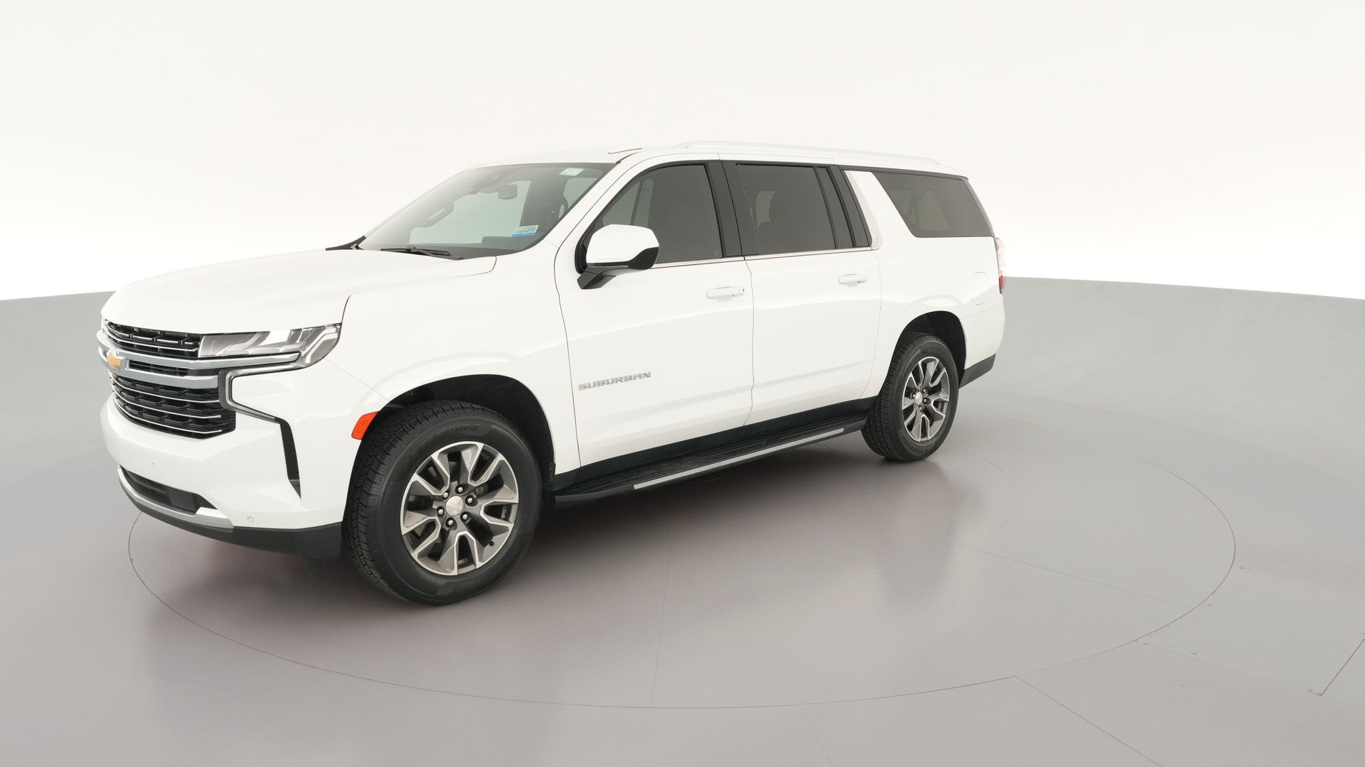 2024 Chevrolet Suburban vehicle photo