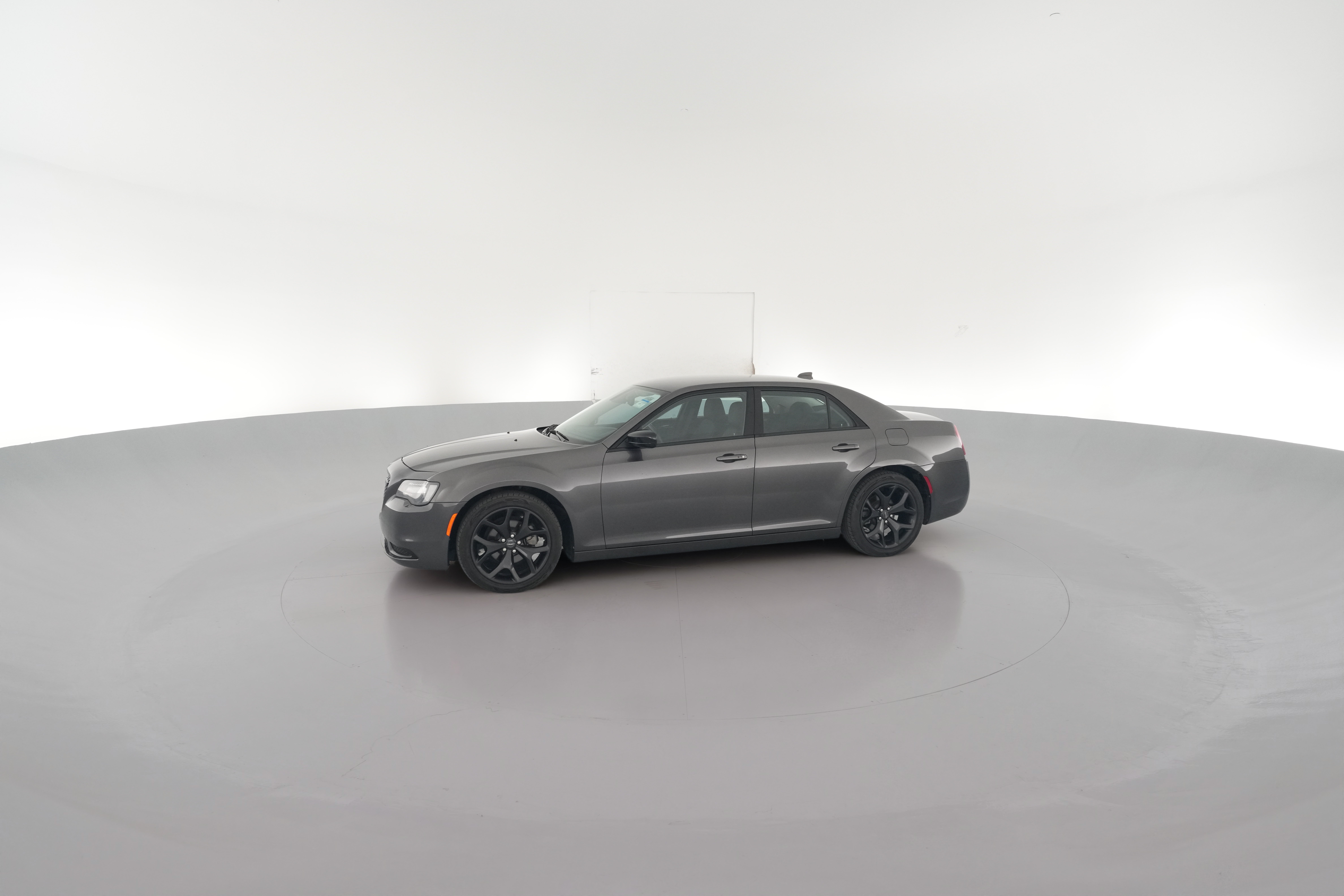 2021 Chrysler 300 Touring - Photo 26