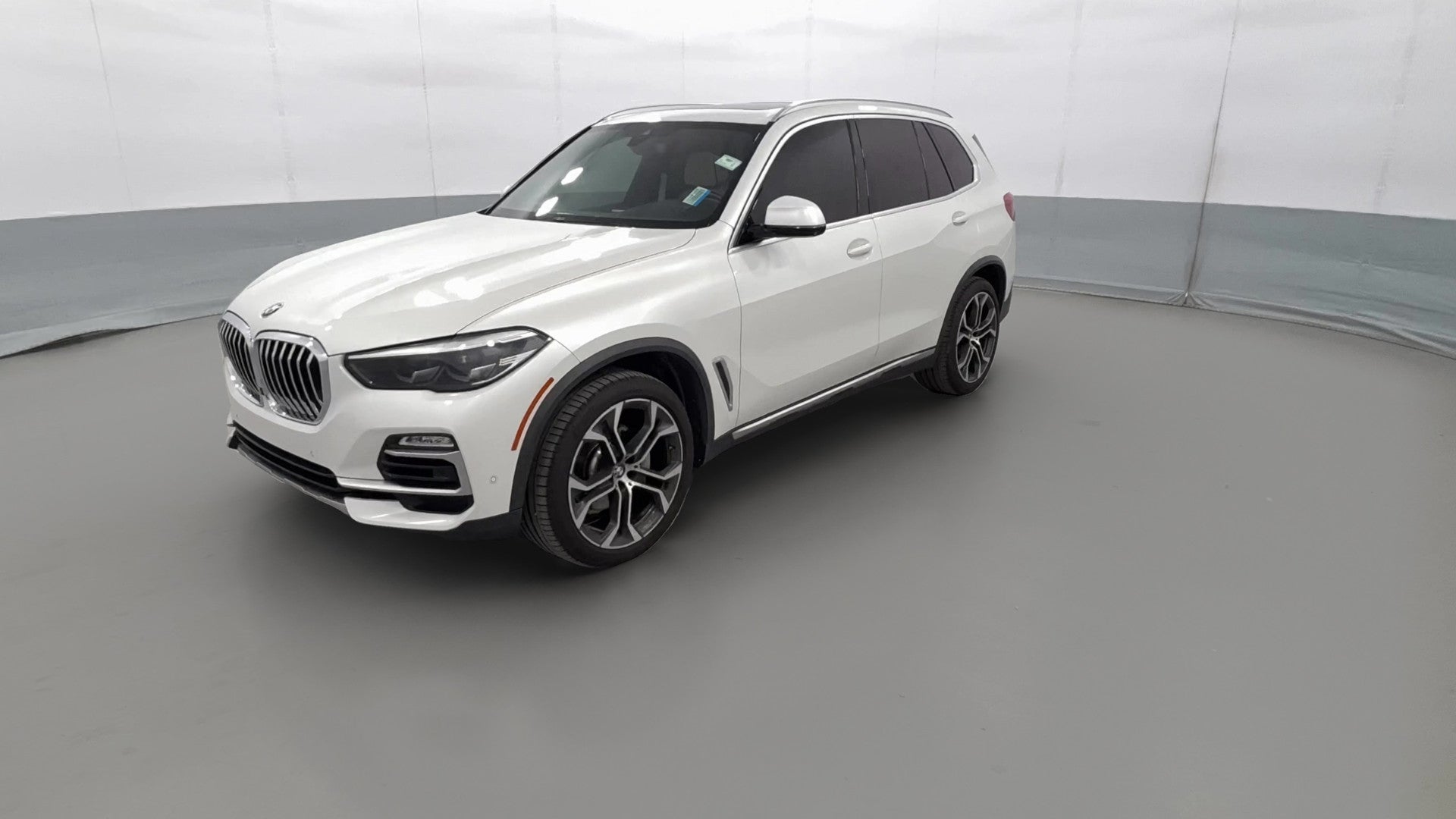2020 BMW X5 vehicle photo