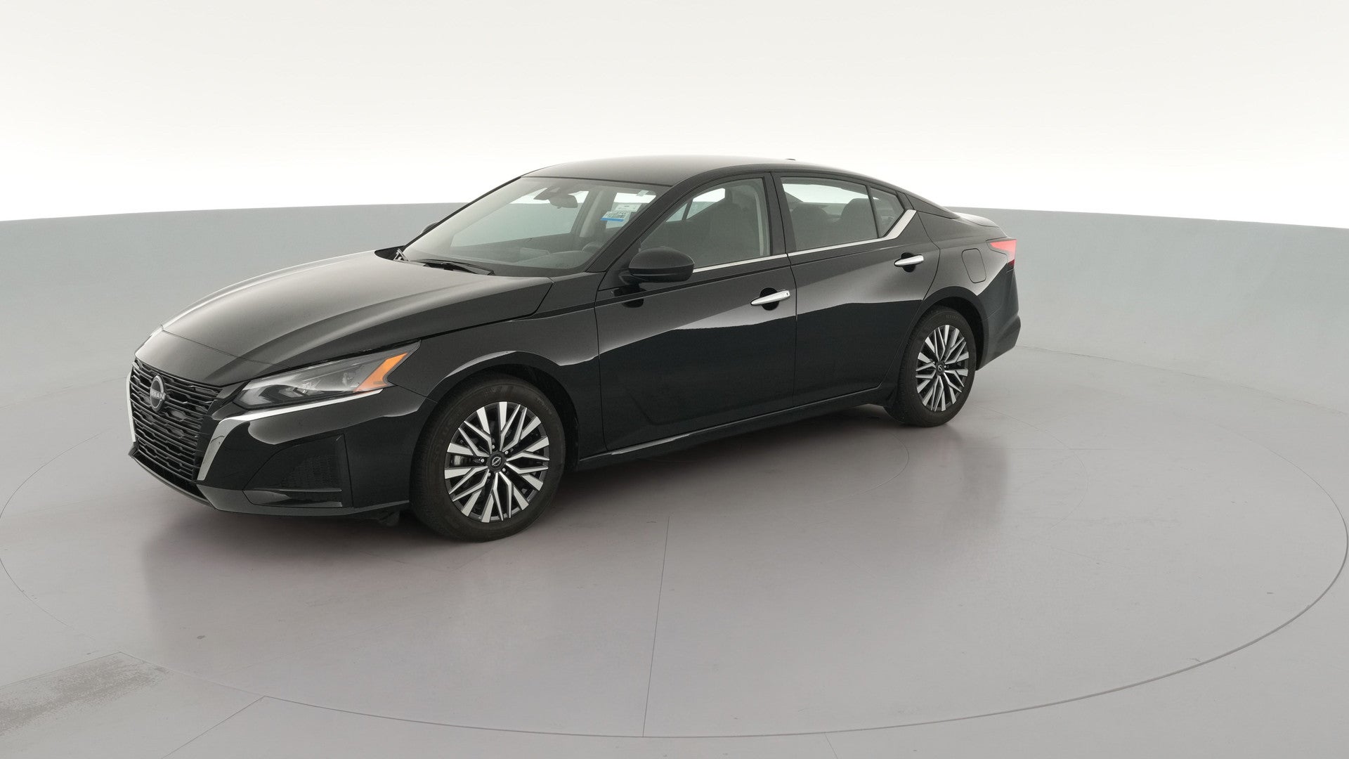2025 Nissan Altima vehicle photo