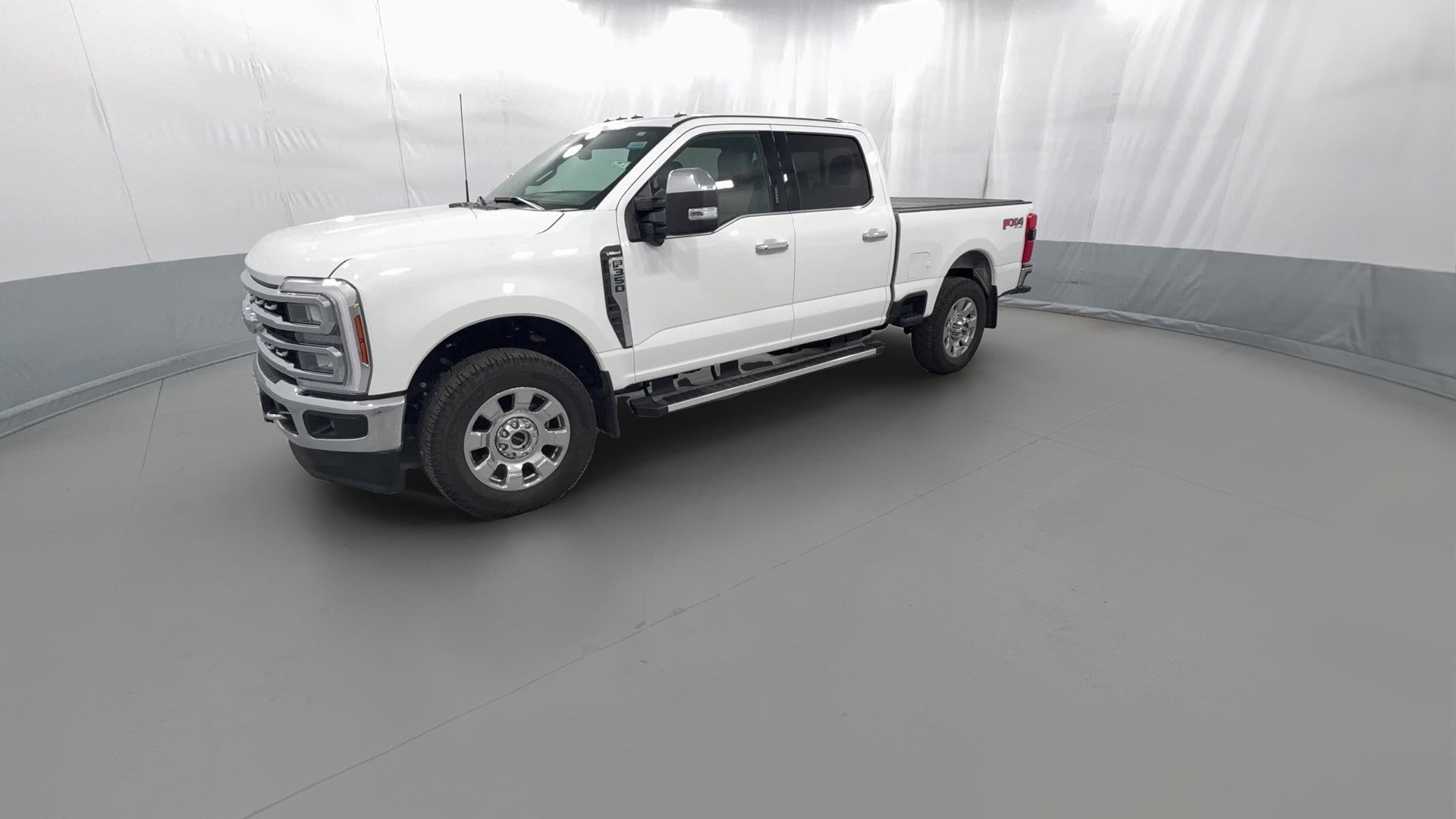 2024 Ford F350 Super Duty Crew Cab vehicle photo