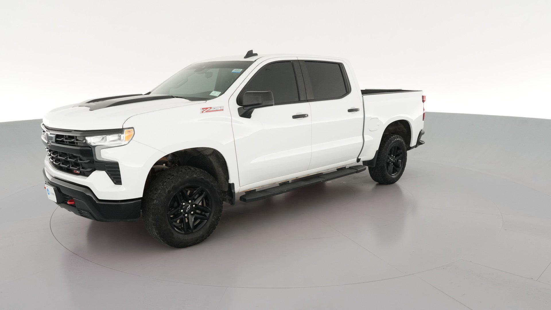 2024 Chevrolet Silverado 1500 Crew Cab vehicle photo