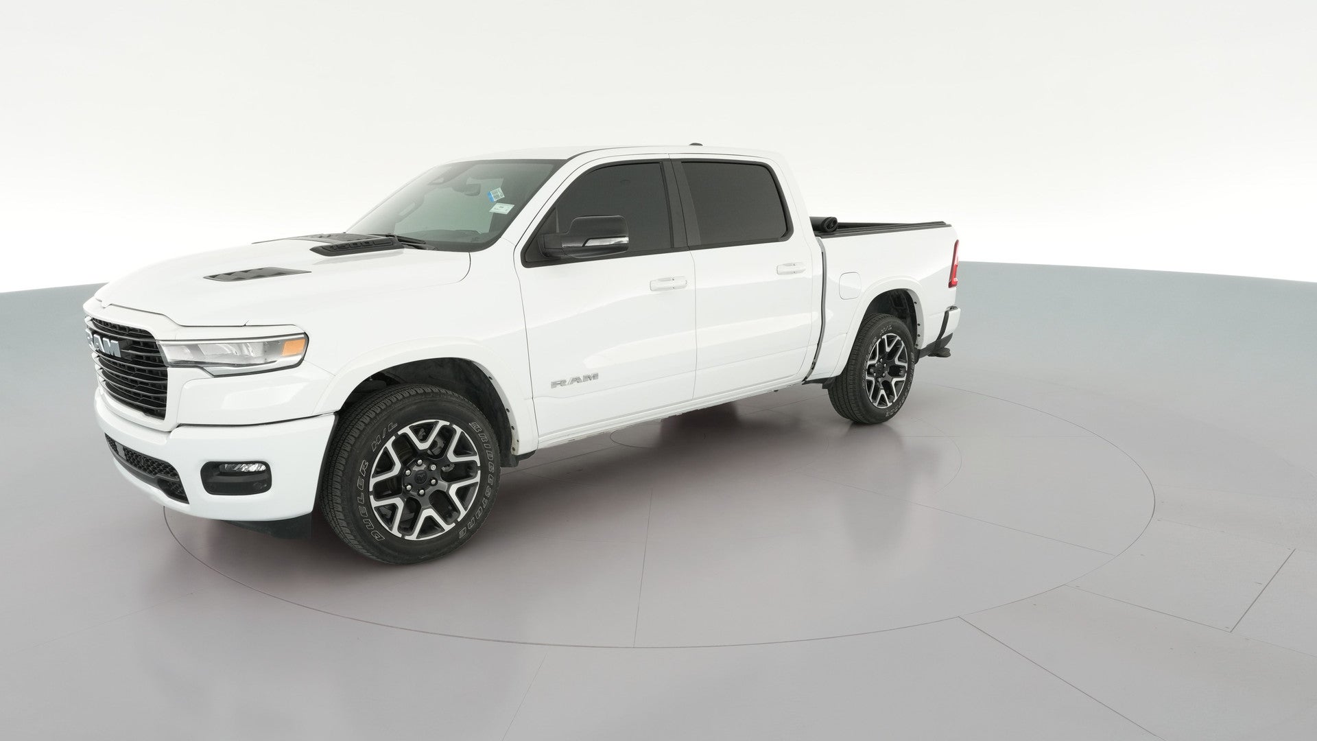 2025 Ram 1500 Crew Cab vehicle photo