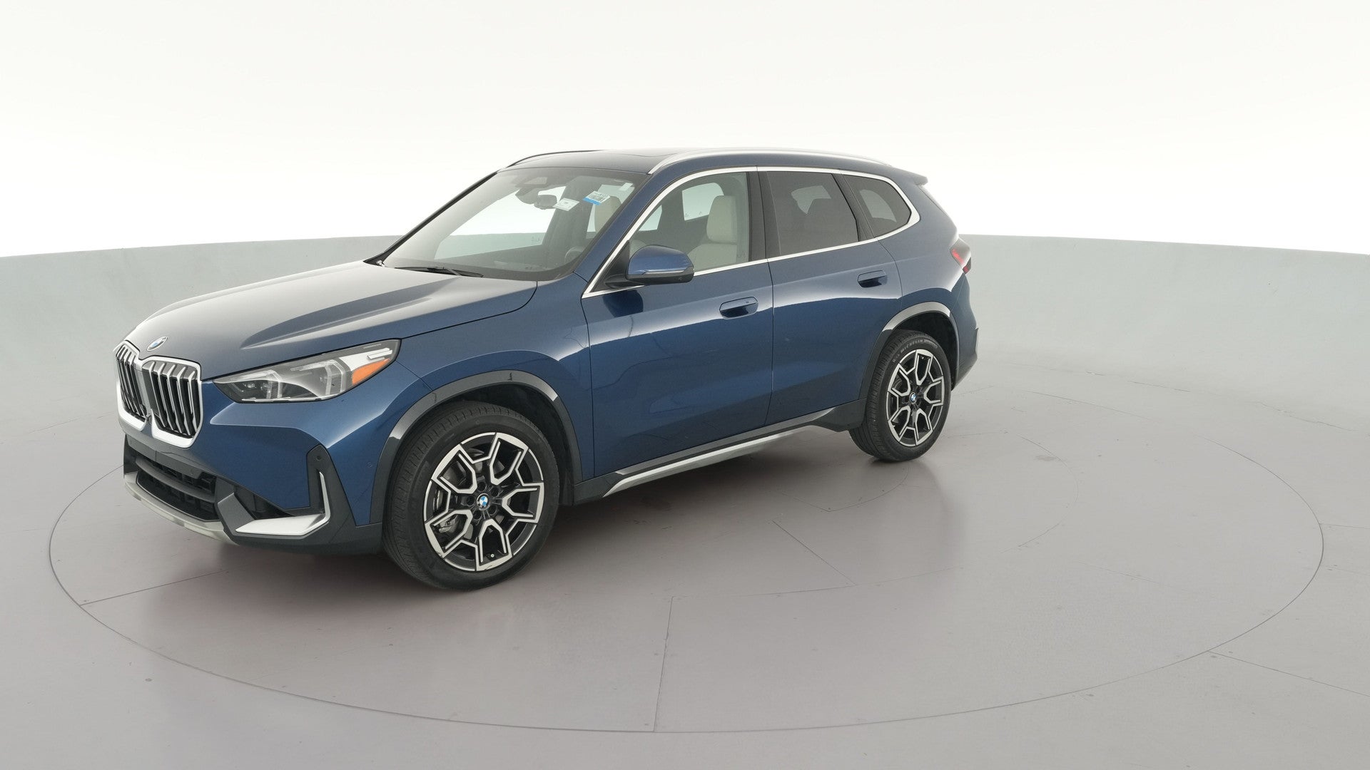 2025 BMW X1 vehicle photo
