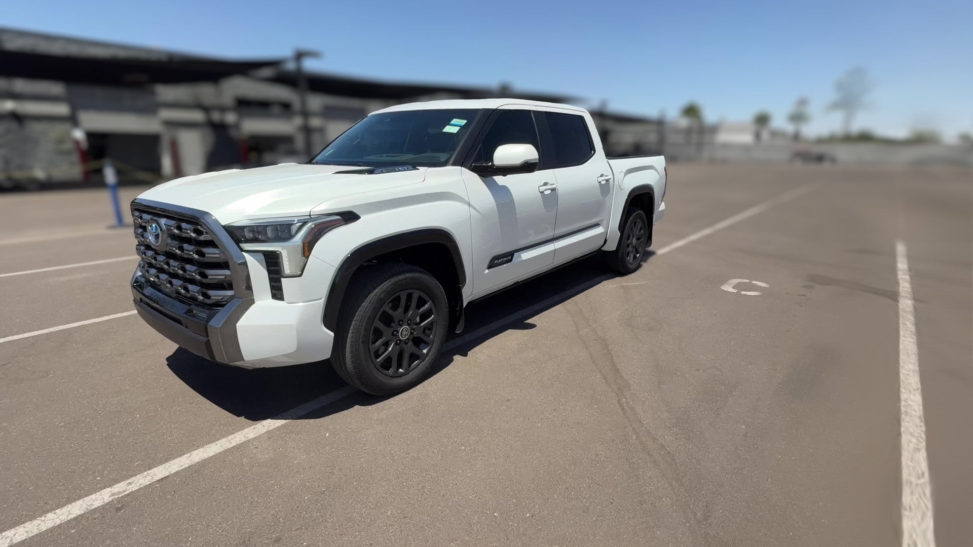 2024 Toyota Tundra Hybrid CrewMax vehicle photo
