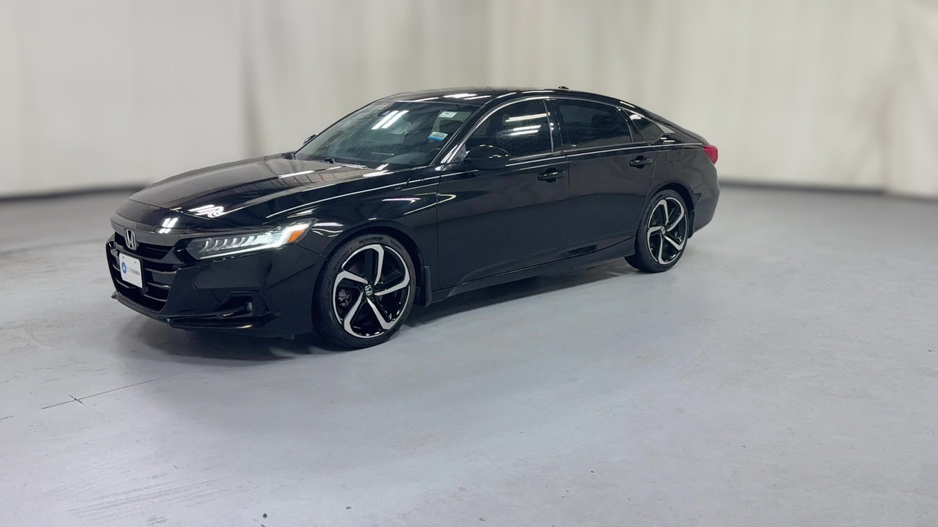 2021 Honda Accord vehicle photo