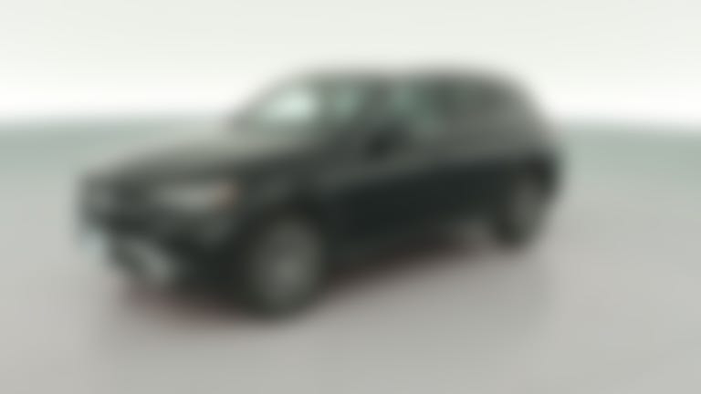 2024 Mercedes-Benz GLC vehicle photo