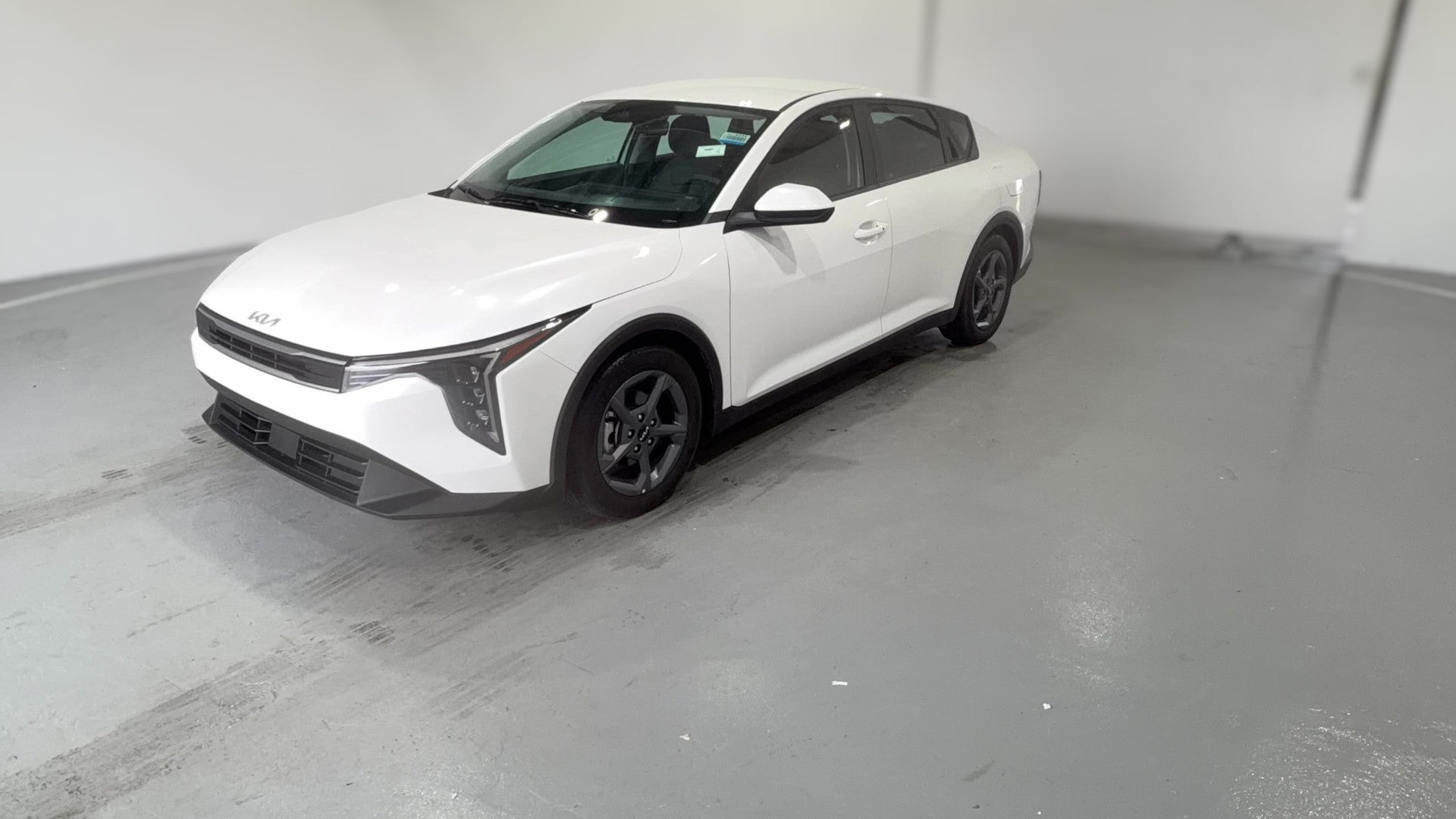 2025 Kia K4 vehicle photo