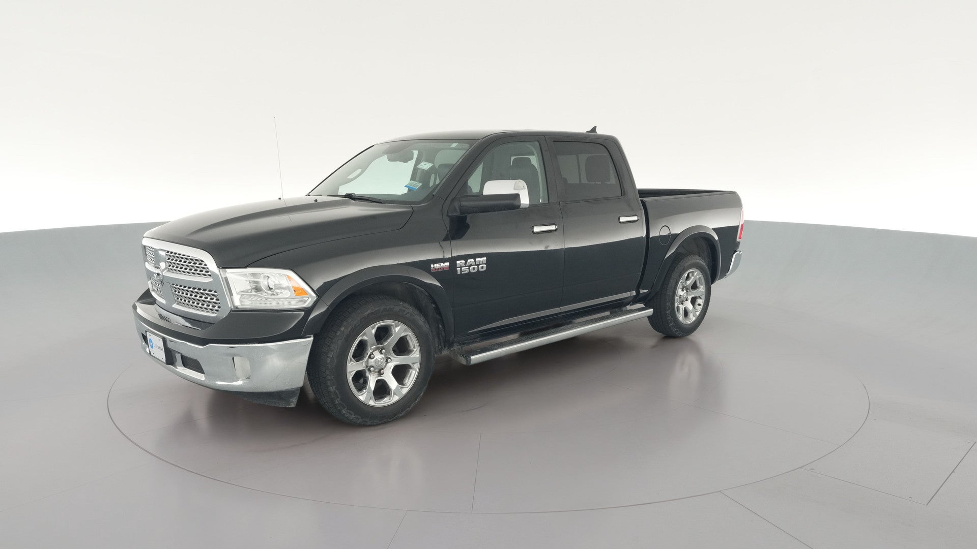 2016 Ram 1500 Crew Cab vehicle photo