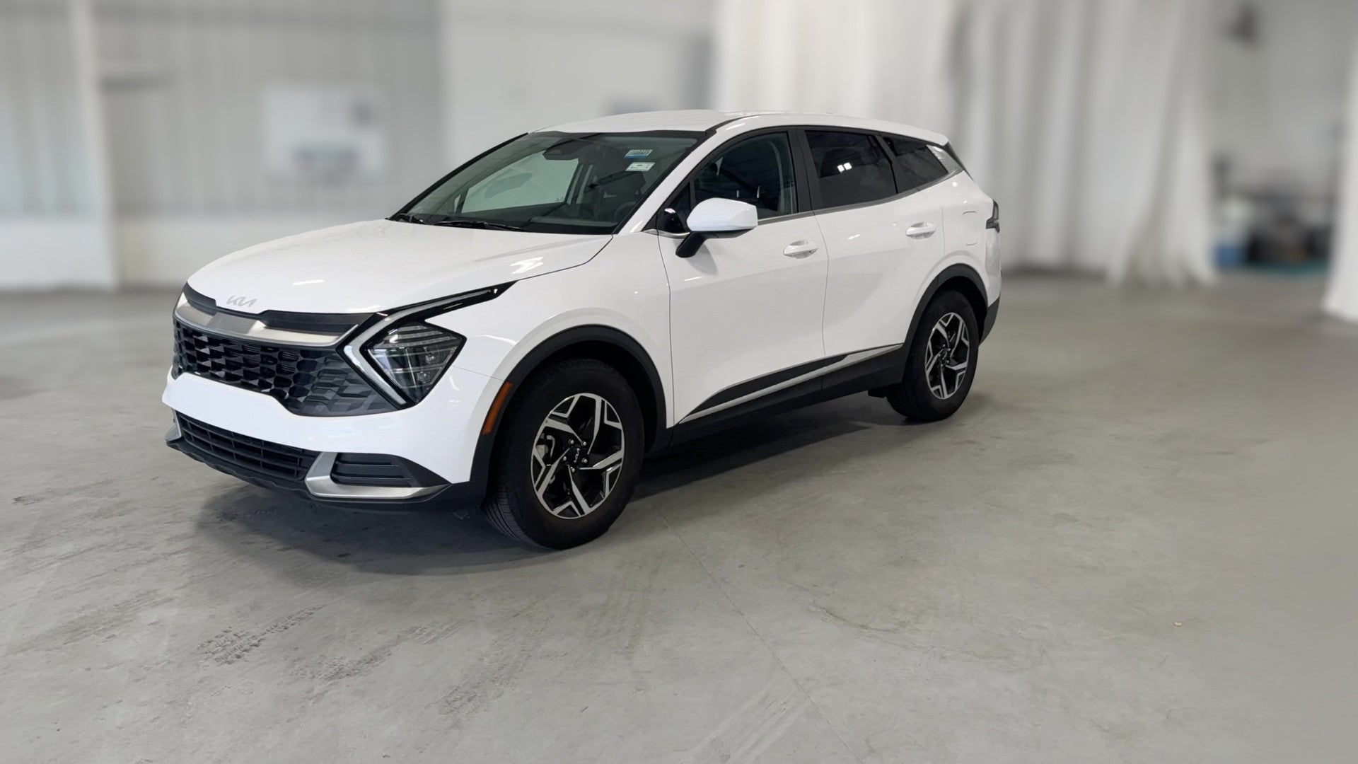 2025 Kia Sportage vehicle photo