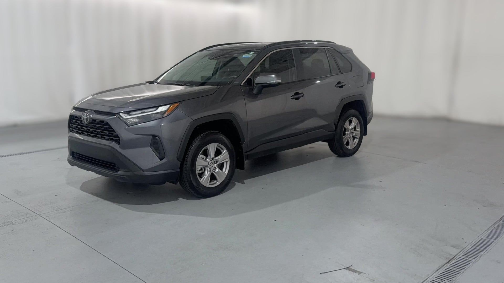 2025 Toyota RAV4 vehicle photo