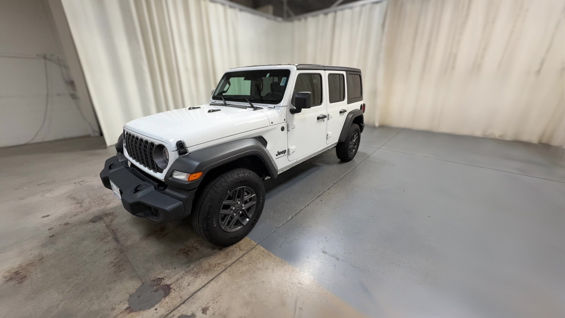 2025 Jeep Wrangler 4 Door vehicle photo