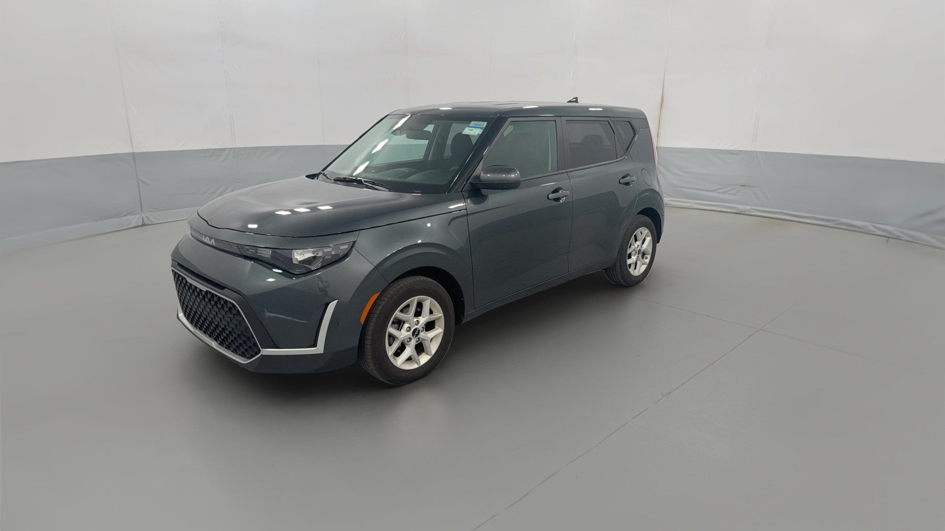 2025 Kia Soul vehicle photo