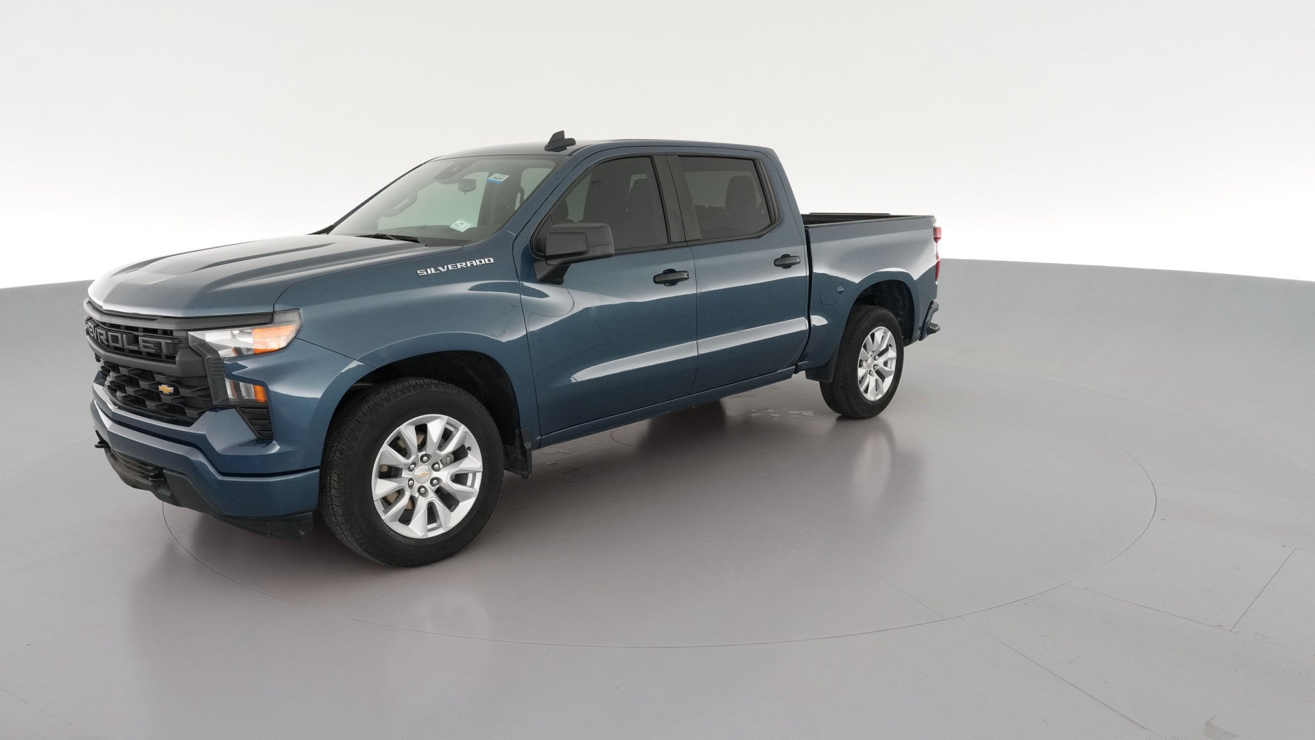 2024 Chevrolet Silverado 1500 Crew Cab vehicle photo