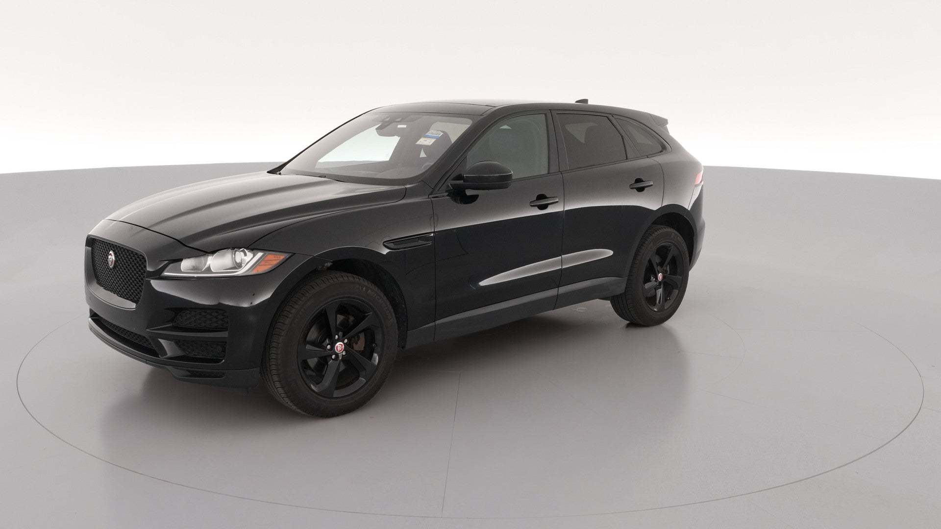 2020 Jaguar F-PACE vehicle photo