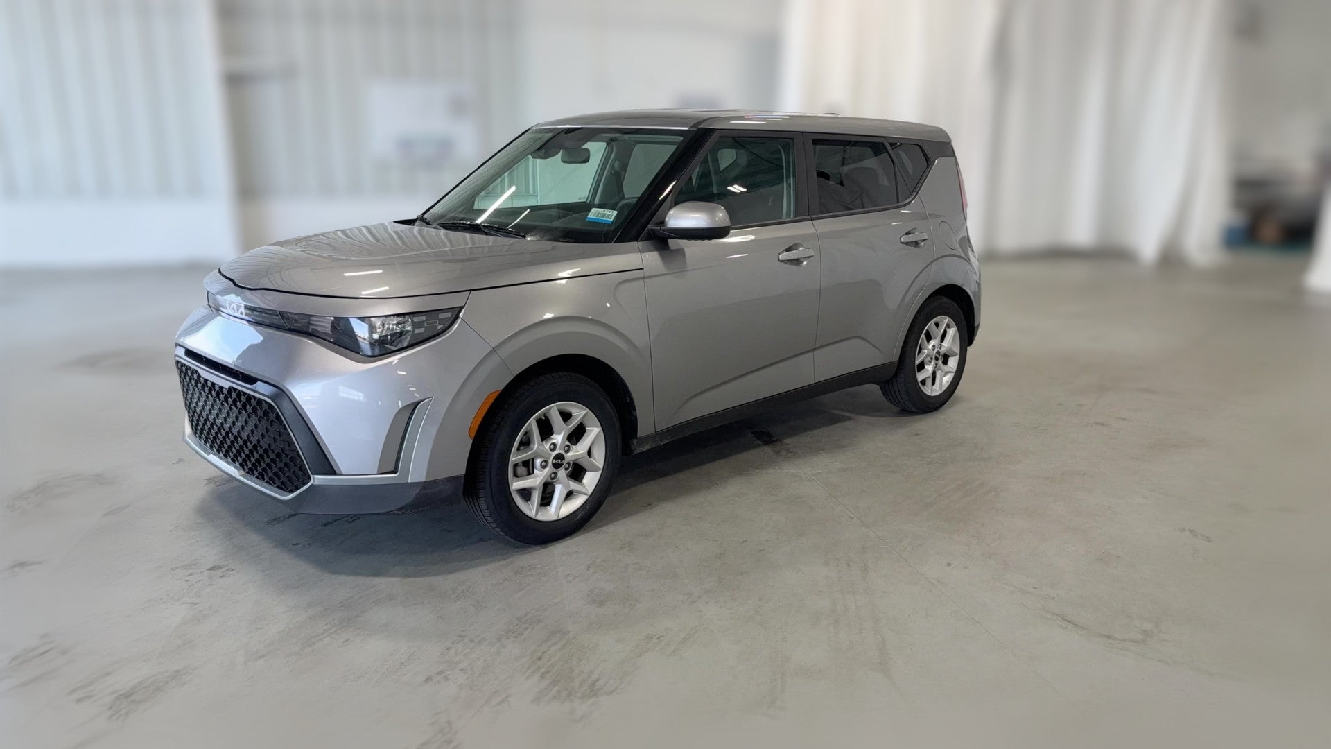 2025 Kia Soul vehicle photo