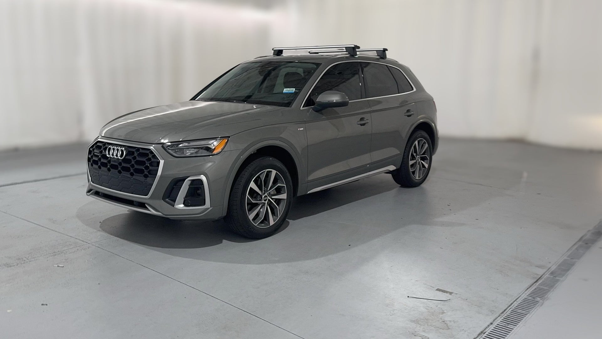 2023 Audi Q5 vehicle photo