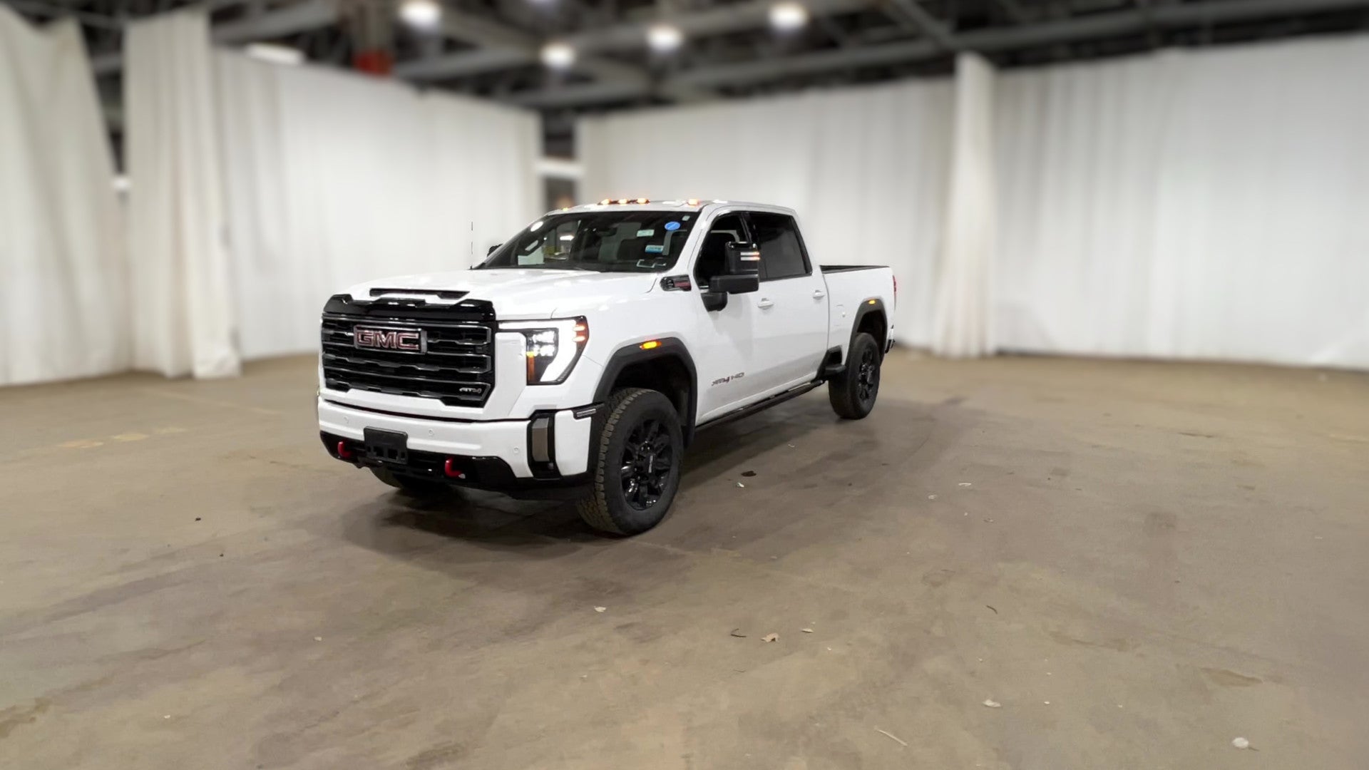 2024 GMC Sierra 2500 HD Crew Cab vehicle photo
