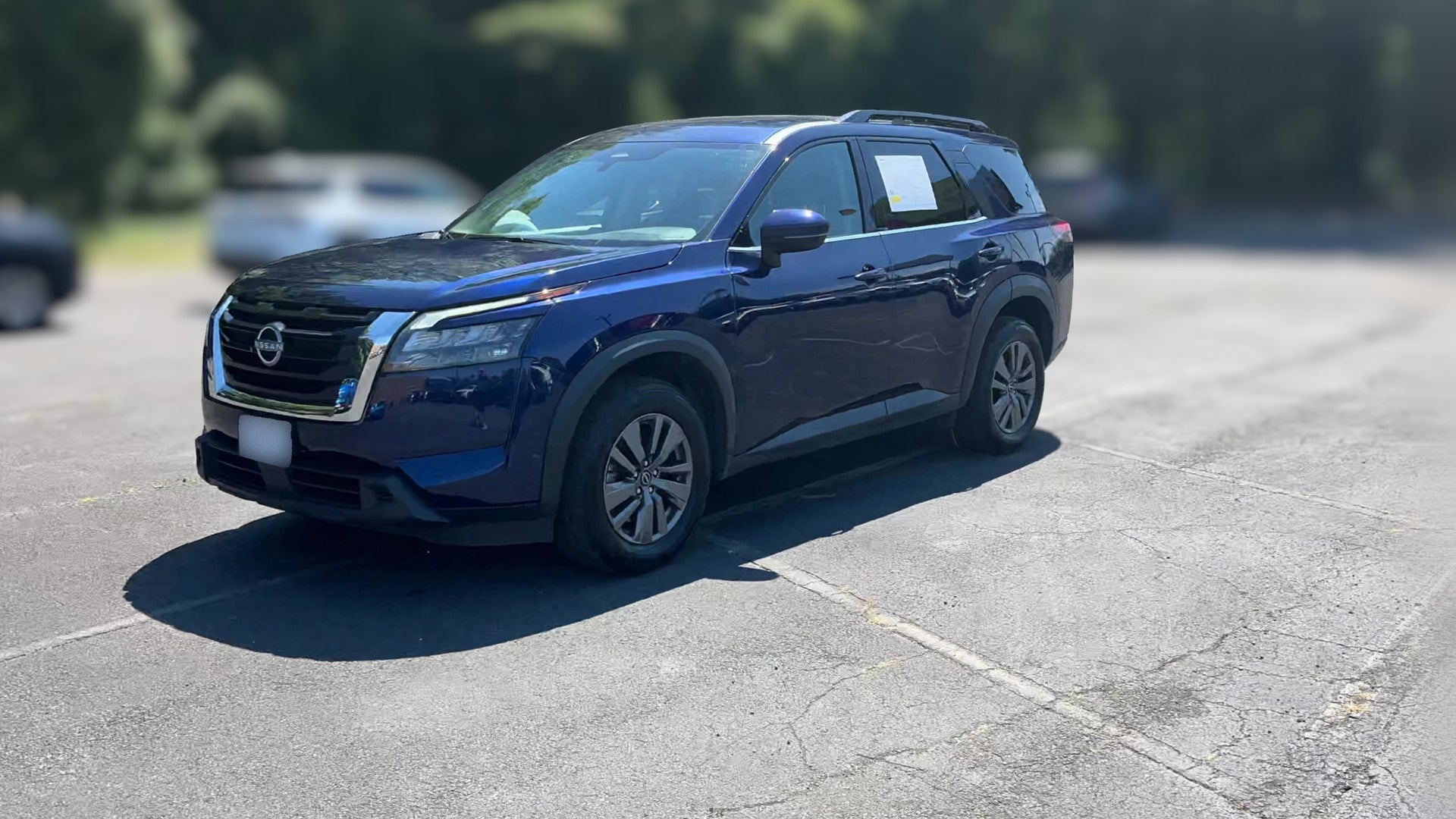 2025 Nissan Pathfinder vehicle photo