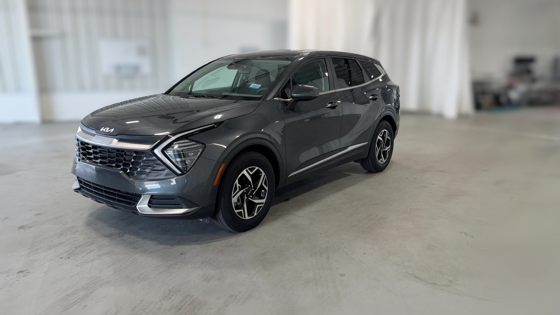 2025 Kia Sportage vehicle photo