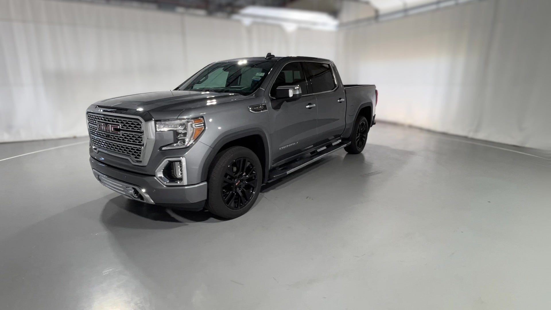 2021 GMC Sierra 1500 Crew Cab vehicle photo