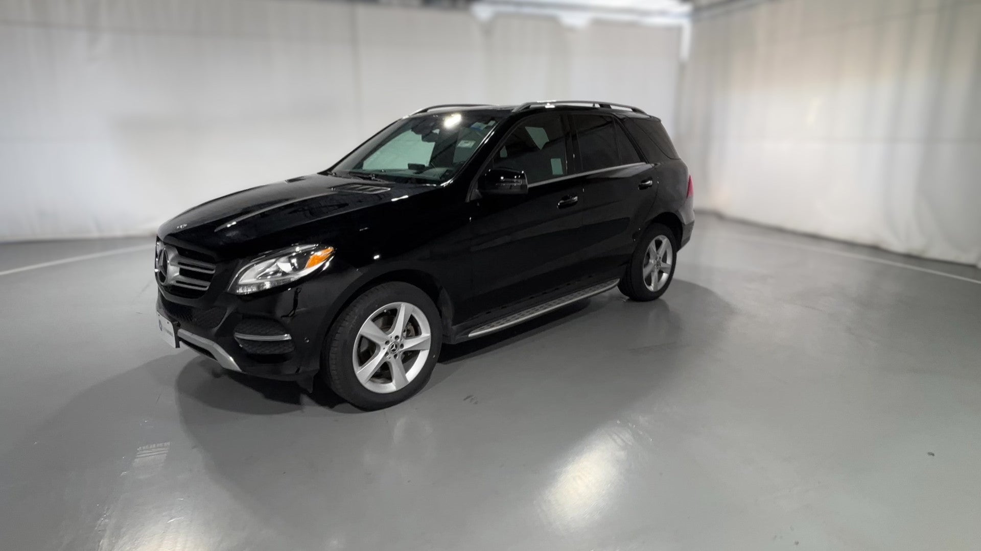 2018 Mercedes-Benz GLE vehicle photo