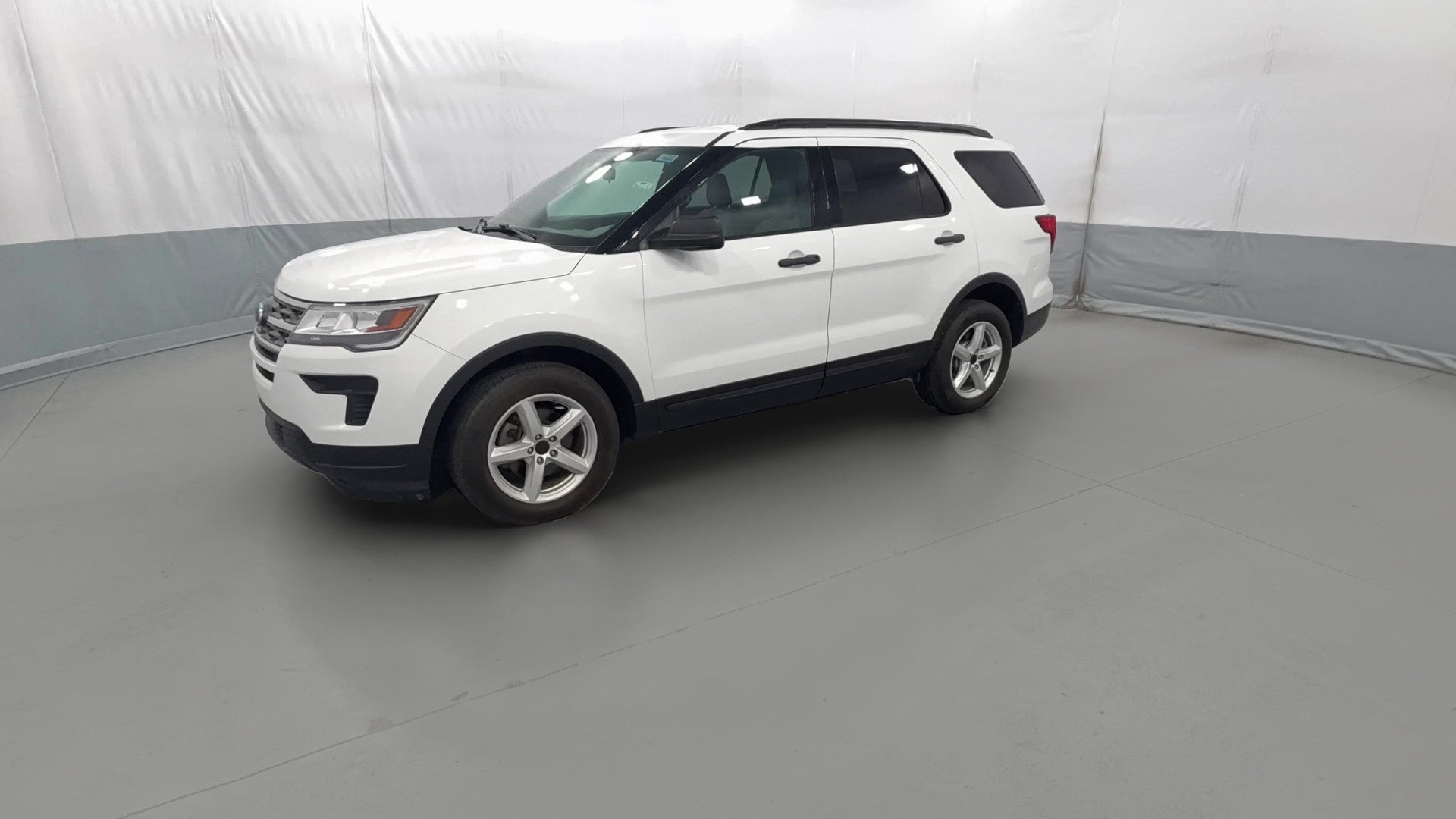 2019 Ford Explorer vehicle photo