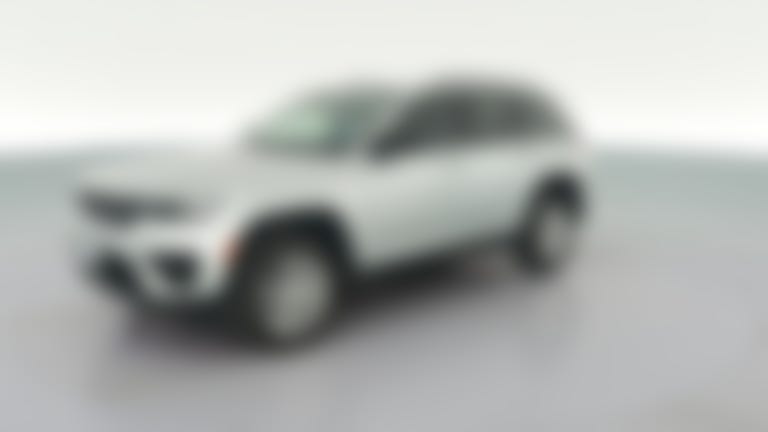 2024 Jeep Grand Cherokee vehicle photo