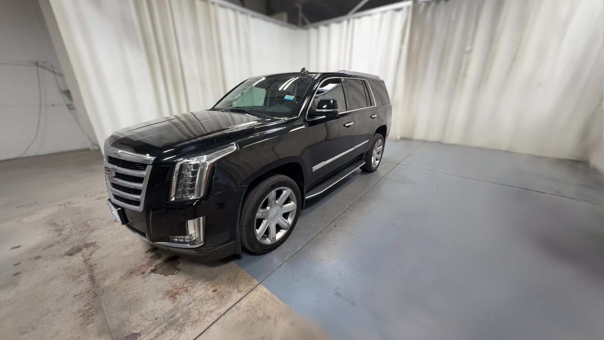 2018 Cadillac Escalade vehicle photo