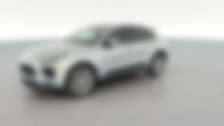 2020 Porsche Macan vehicle photo