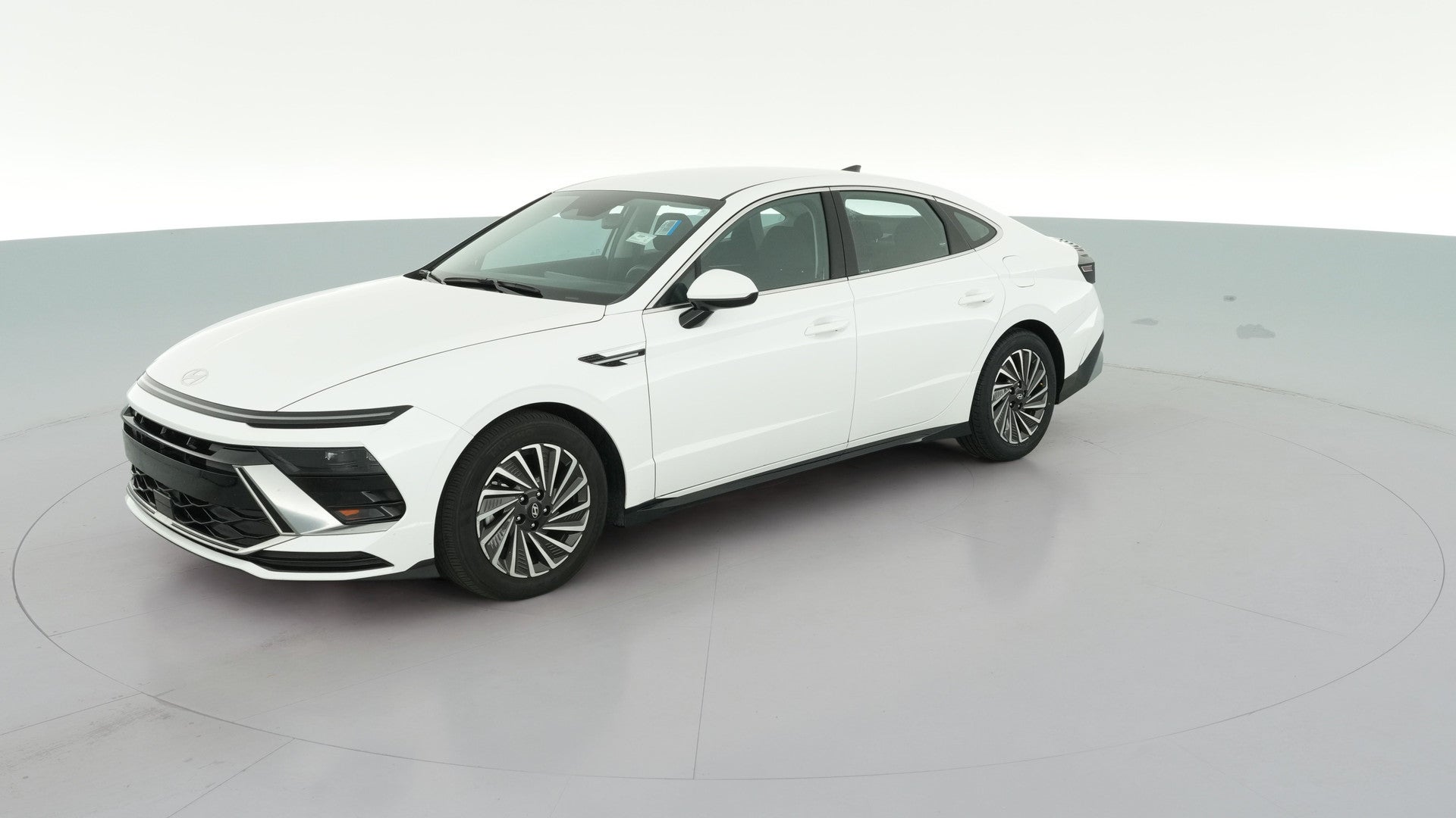 2025 Hyundai Sonata Hybrid vehicle photo