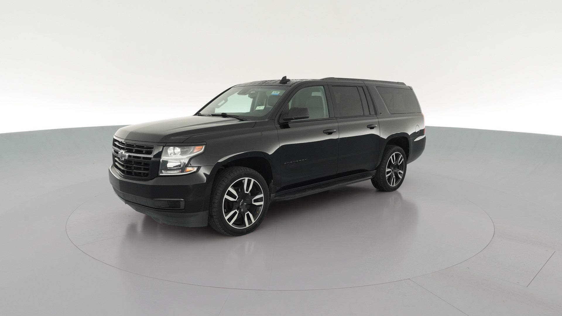 2019 Chevrolet Suburban vehicle photo