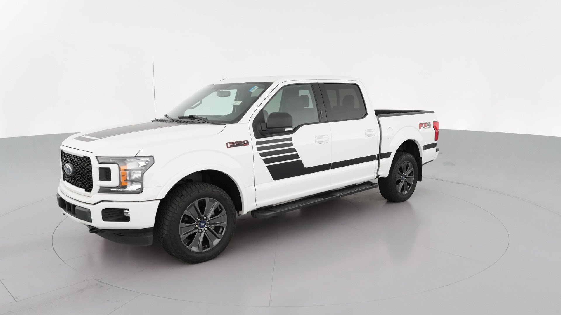 2018 Ford F150 SuperCrew Cab vehicle photo