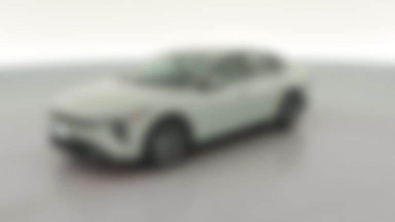 2025 Kia K4 vehicle photo