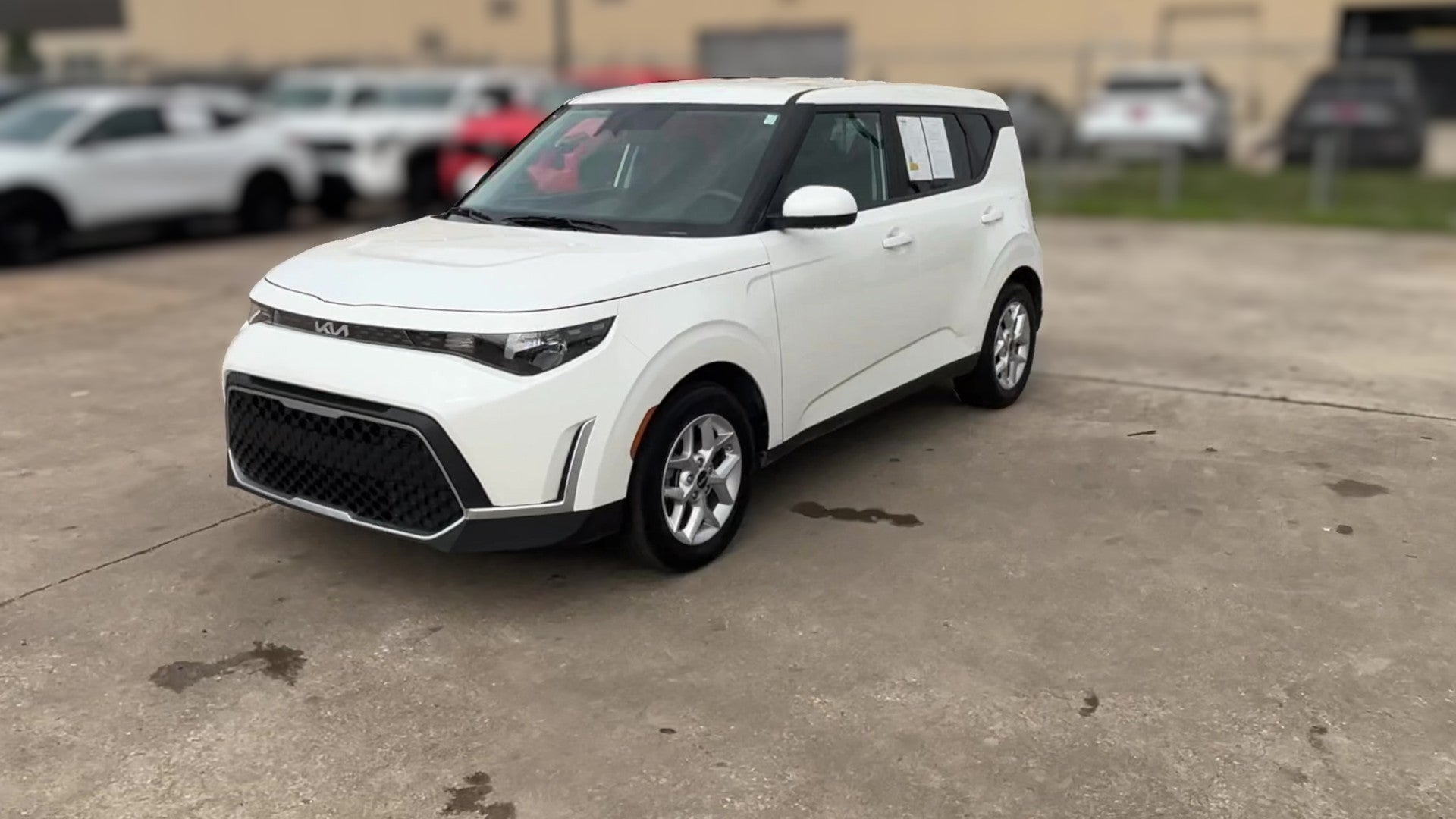 2025 Kia Soul vehicle photo