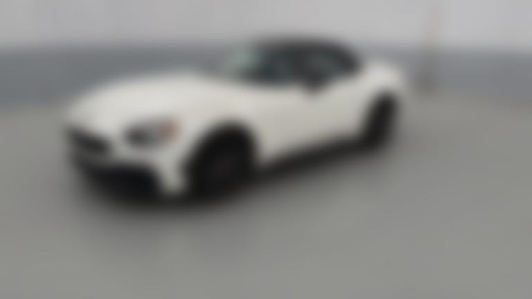 2019 FIAT 124 Spider vehicle photo
