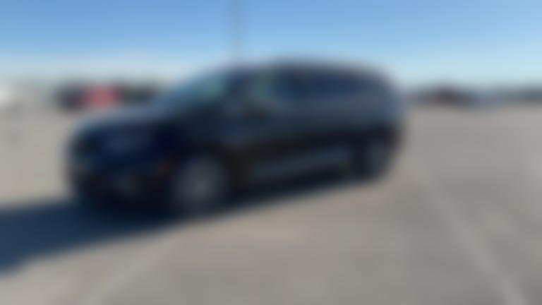 2026 Chrysler Pacifica vehicle photo