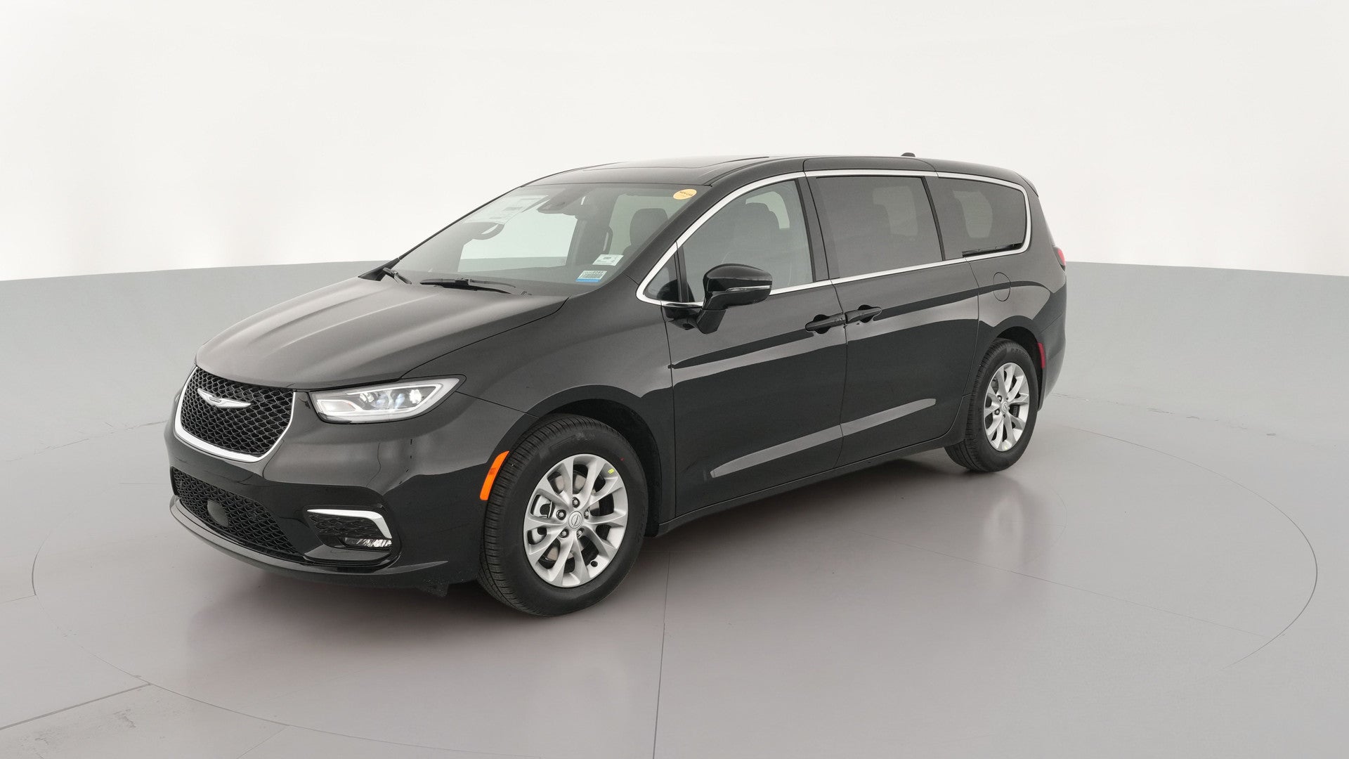 2026 Chrysler Pacifica vehicle photo