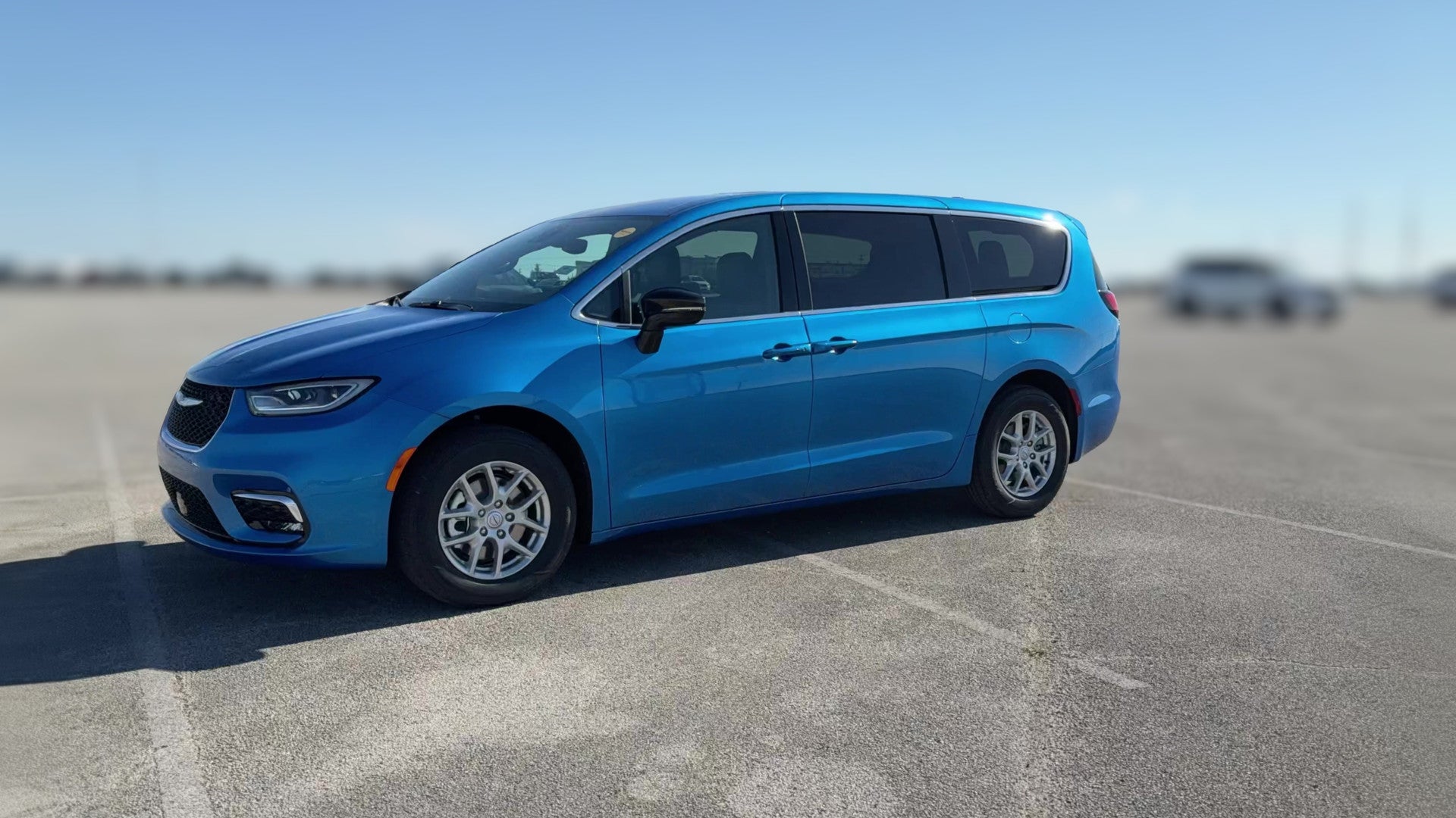 2026 Chrysler Pacifica vehicle photo