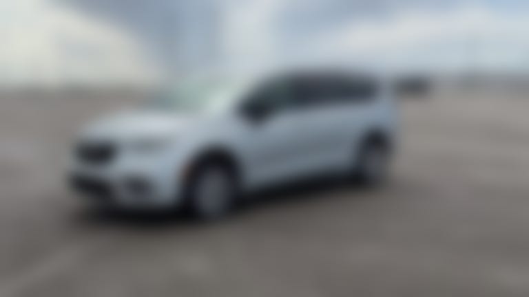 2026 Chrysler Pacifica vehicle photo