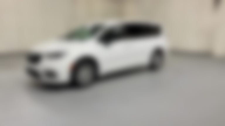 2026 Chrysler Pacifica vehicle photo
