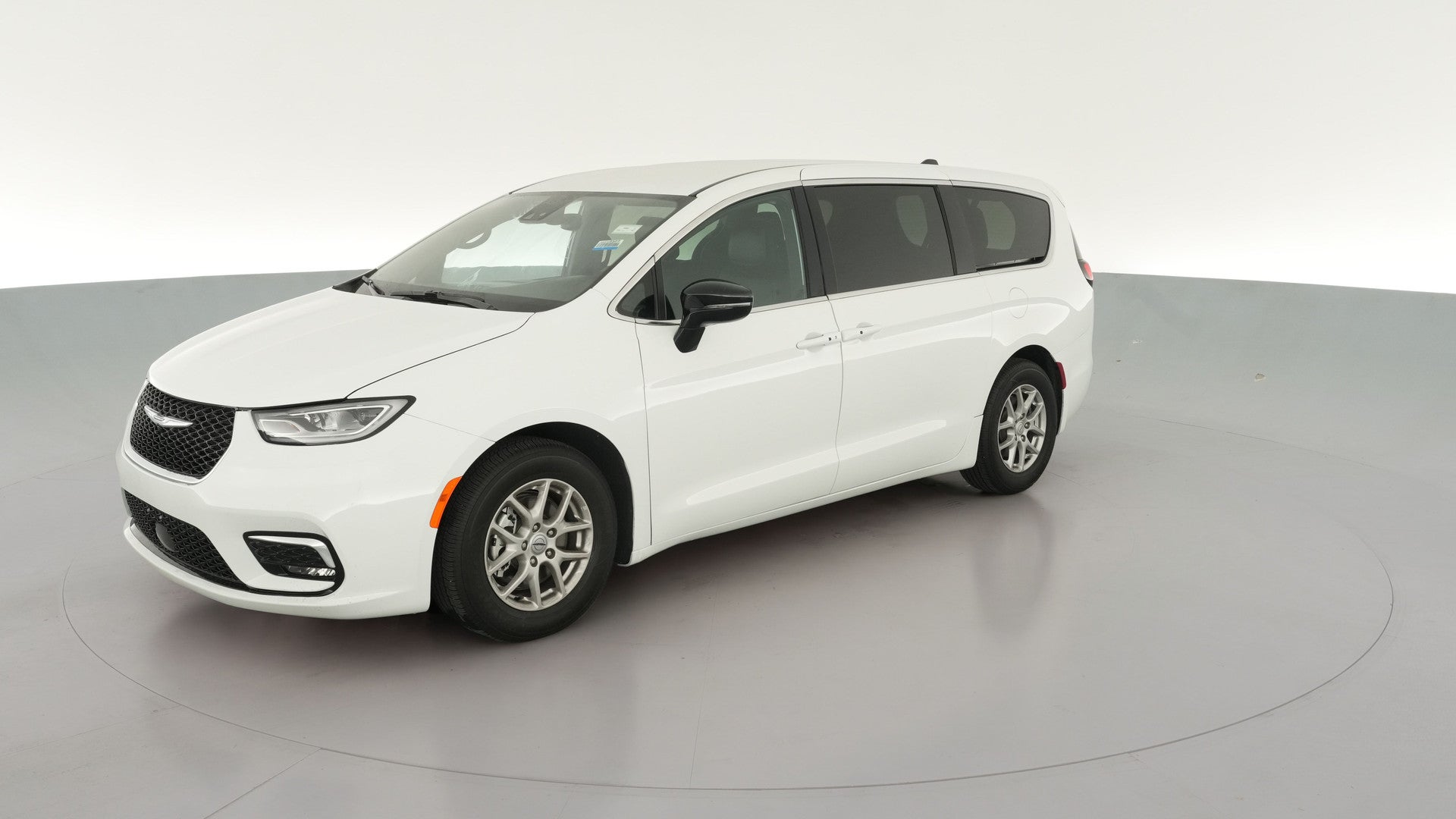 2026 Chrysler Pacifica vehicle photo