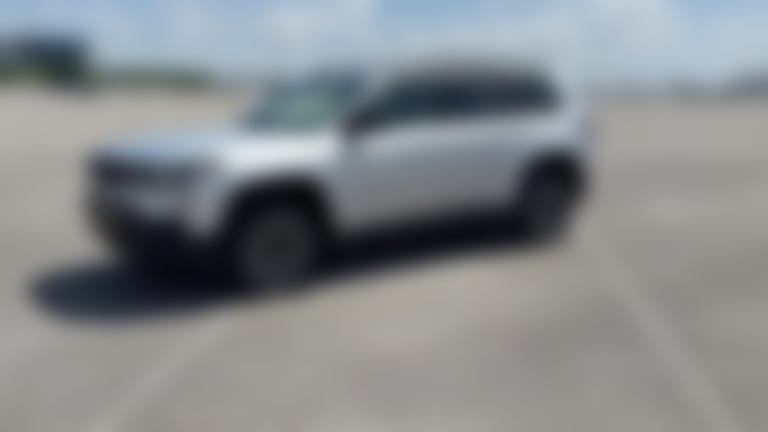 2026 Jeep Cherokee vehicle photo