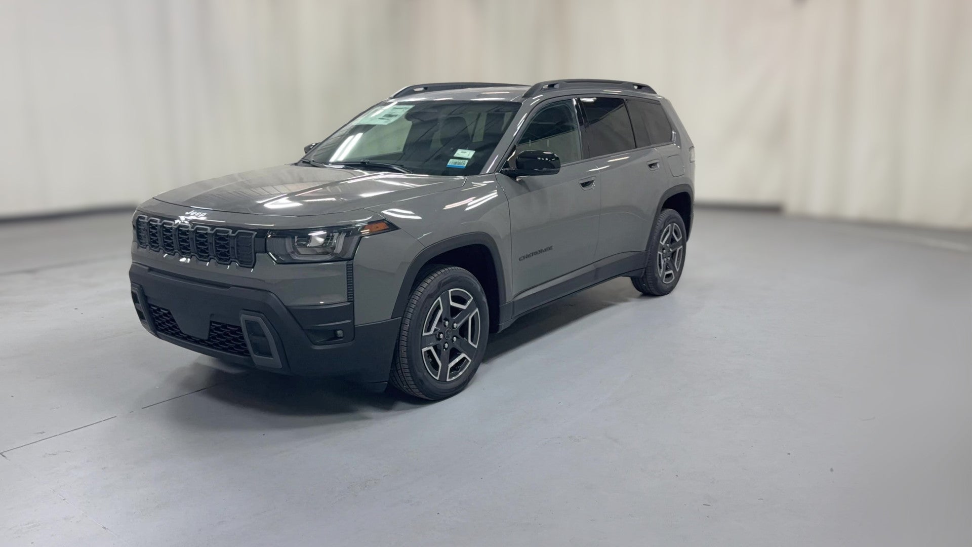 2026 Jeep Cherokee vehicle photo
