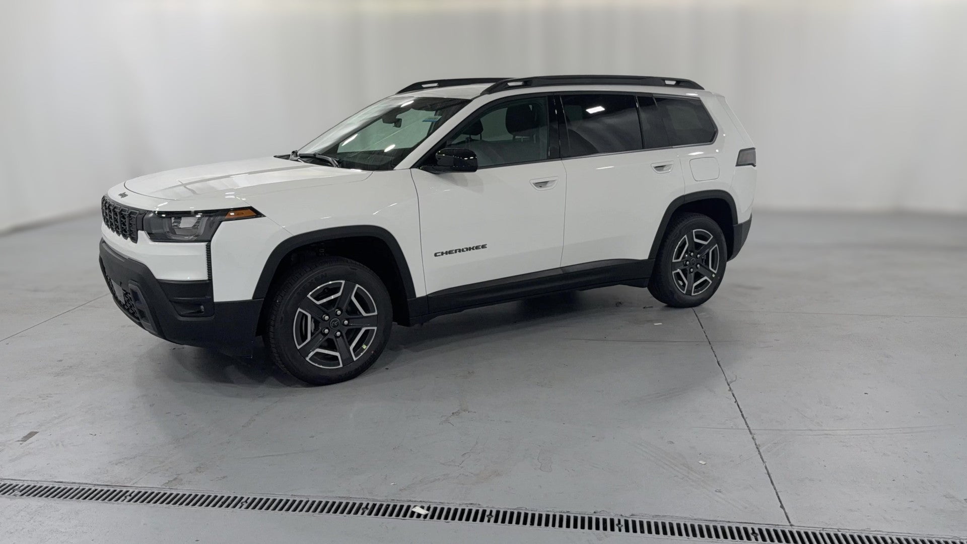 2026 Jeep Cherokee vehicle photo