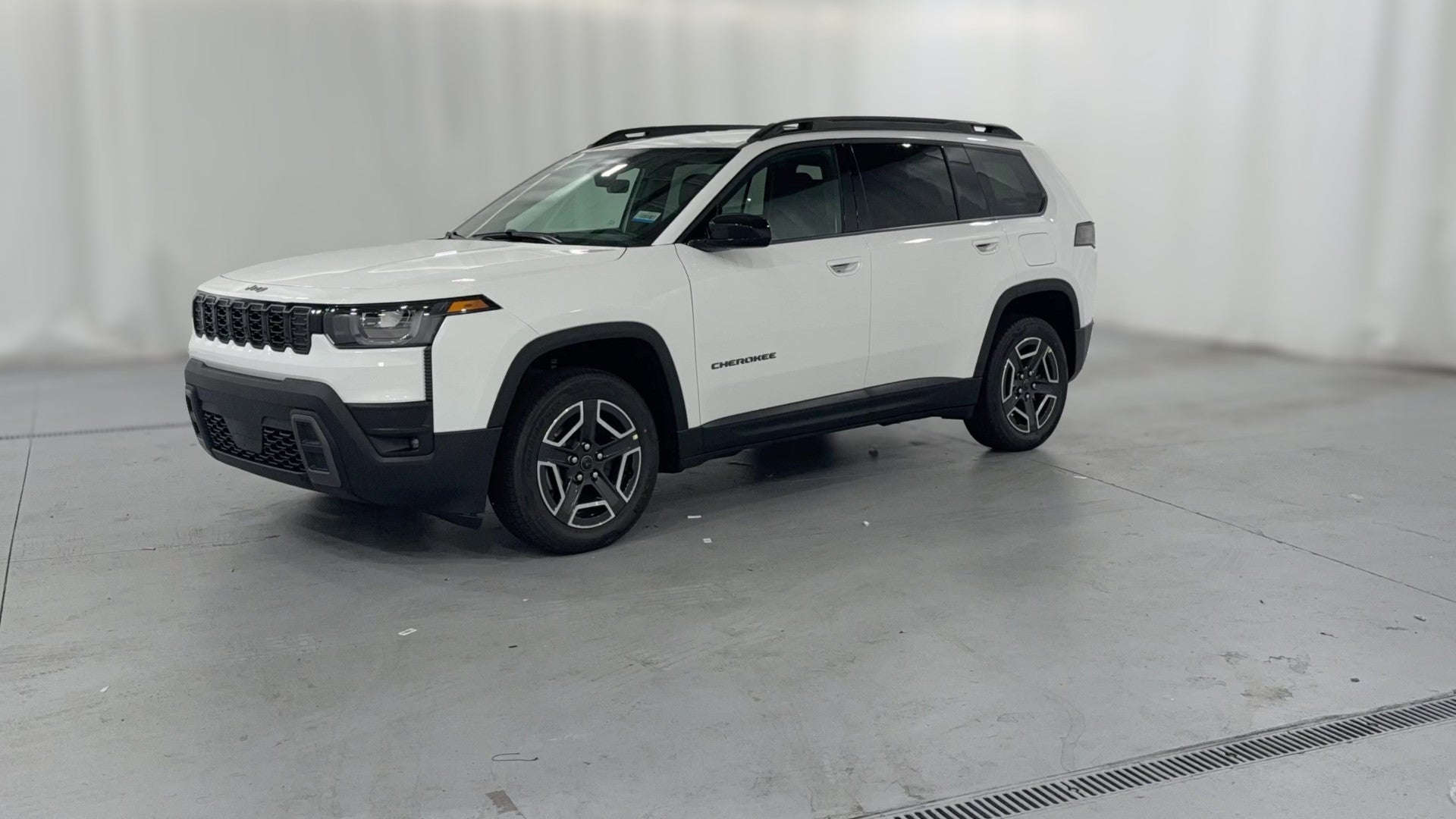 2026 Jeep Cherokee vehicle photo