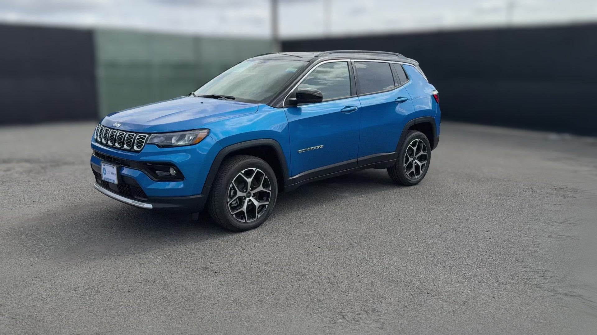 2026 Jeep Compass vehicle photo