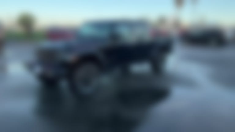 2026 Jeep Gladiator vehicle photo