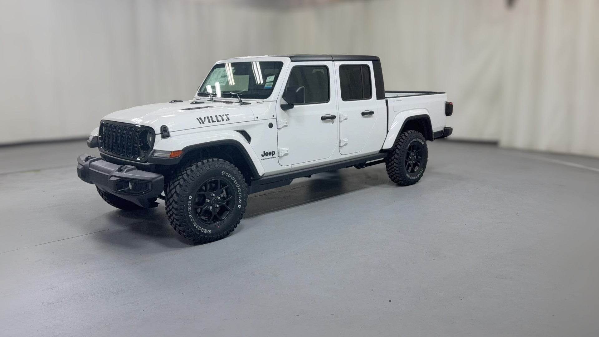 2026 Jeep Gladiator vehicle photo